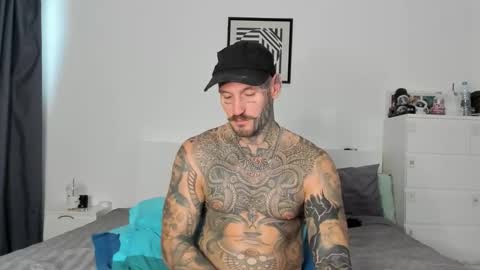 Snapshot of lucasexclusive chatting on 03/26/26, 05:13 lucasexclusive online show from 03/26/26, 05:13