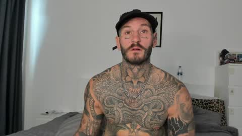 Snapshot of lucasexclusive chatting on 04/10/26, 05:34 lucasexclusive online show from 04/10/26, 05:34