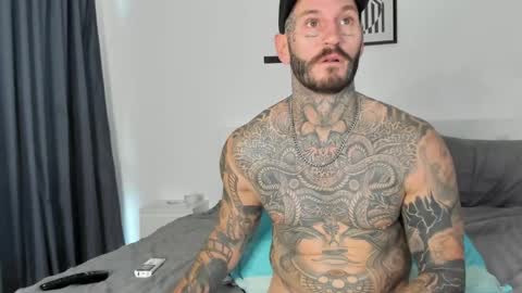 Snapshot of lucasexclusive chatting on 04/19/26, 04:34 lucasexclusive online show from 04/19/26, 04:34