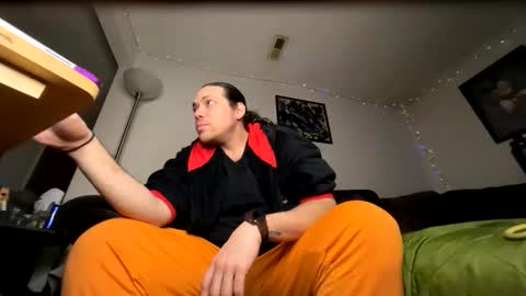 Lucas Cifrady online show from 02/08/26, 06:50