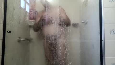 Snapshot of lucasgody chatting on 11/28/25, 08:22 lucas online show from 11/28/25, 08:22