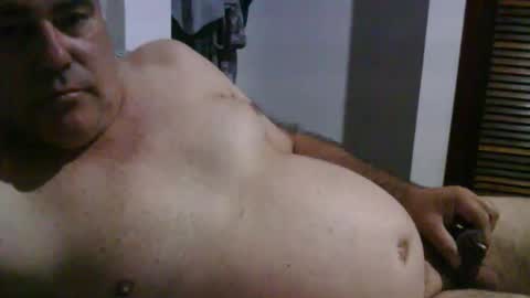 Snapshot of lucasgody chatting on 04/14/26, 09:54 lucas online show from 04/14/26, 09:54