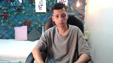 Snapshot of lucasssmith11 chatting on 05/12/26, 10:29 LucassSmith11 online show from 05/12/26, 10:29