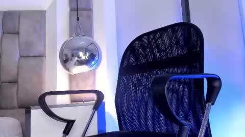 Snapshot of lucasthomson_ chatting on 06/26/26, 10:58 lucasthomson_ online show from 06/26/26, 10:58