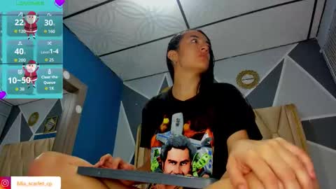 MIA HOT online show from 12/22/25, 12:13