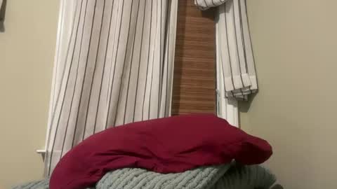 Snapshot of lucca_d123 chatting on 01/17/25, 07:51 lucca_d123 online show from 01/17/25, 07:51