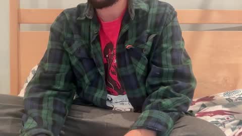 Snapshot of lucca_d123 chatting on 12/14/25, 09:58 lucca_d123 online show from 12/14/25, 09:58