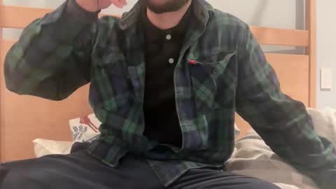 Snapshot of lucca_d123 chatting on 12/20/25, 09:05 lucca_d123 online show from 12/20/25, 09:05