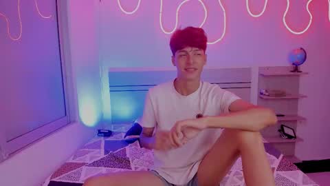 Luccas Ferreira online show from 11/25/25, 07:03