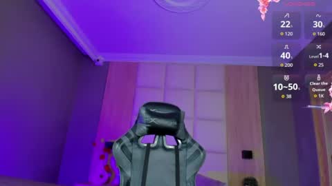 Snapshot of luccia_smith chatting on 06/30/26, 02:12 L U C C I A online show from 06/30/26, 02:12