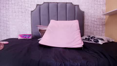 Lucero W online show from 03/06/25, 01:27