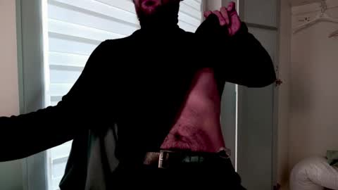 Snapshot of luchas91 chatting on 02/28/26, 10:27 luchas91 online show from 02/28/26, 10:27