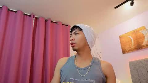 Snapshot of luchoplayboy chatting on 03/16/26, 11:58 lucho online show from 03/16/26, 11:58