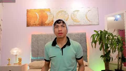 Snapshot of luchoplayboy chatting on 03/17/26, 12:08 lucho online show from 03/17/26, 12:08