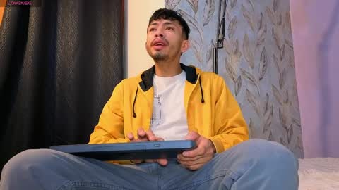 Snapshot of luchoplayboy chatting on 04/14/26, 12:00 lucho online show from 04/14/26, 12:00