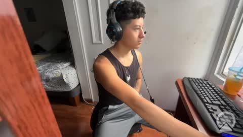 Felipe online show from 09/25/25, 08:23