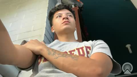 Snapshot of luchosaando chatting on 02/16/26, 10:17 Felipe online show from 02/16/26, 10:17