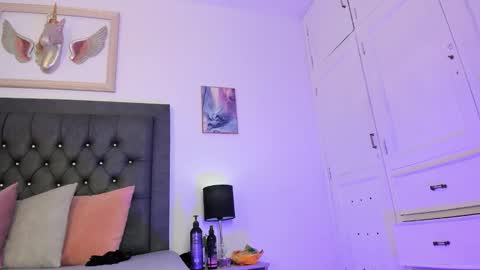 Lucia online show from 11/15/25, 04:32