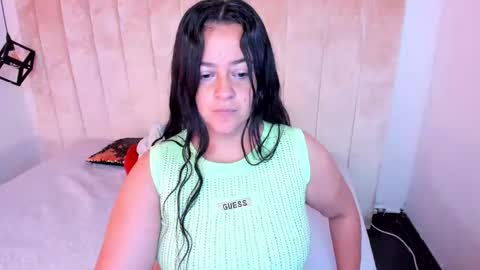 Lucia Vonne online show from 09/13/25, 01:11