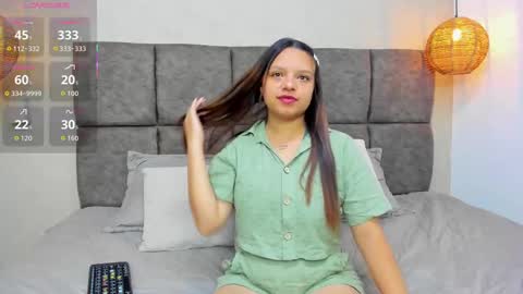 Snapshot of lucia_watson_ chatting on 10/01/25, 12:11 LUCIA online show from 10/01/25, 12:11