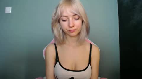 Lucy online show from 03/22/26, 08:29