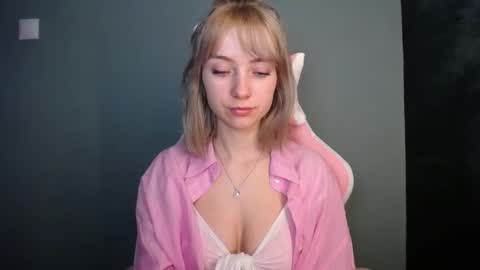 Lucy online show from 04/01/26, 06:58