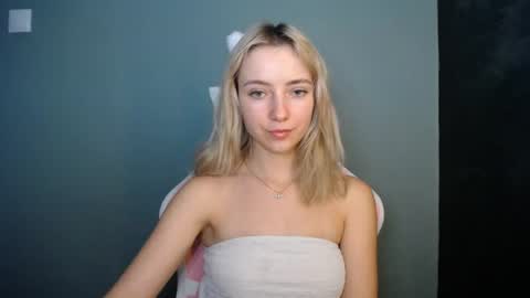 Lucy online show from 07/07/26, 07:23