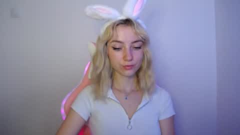 Lucy online show from 07/19/26, 07:23