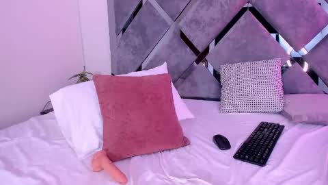 Lucia Gray online show from 05/26/26, 11:34