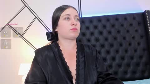 luciana_brown_ online show from 02/19/25, 10:12