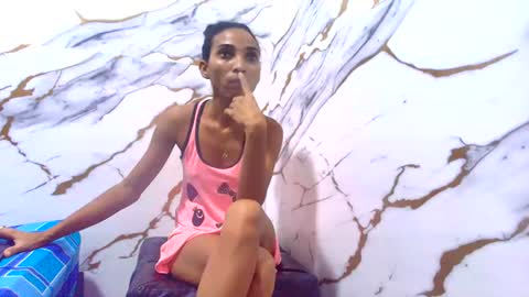 Luciana online show from 06/23/26, 09:35