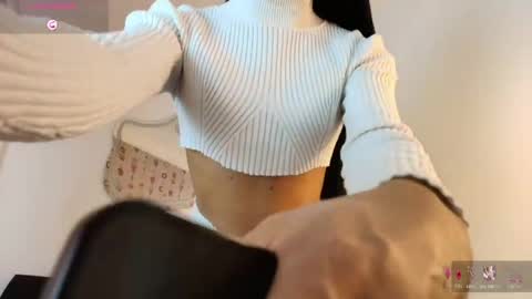 Snapshot of luciana_glow chatting on 04/12/26, 03:00 luciana_glow online show from 04/12/26, 03:00