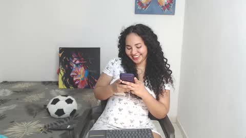 luciana online show from 09/20/25, 06:42