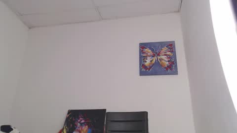 luciana online show from 09/25/25, 07:39