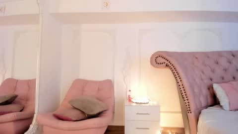 Luciana online show from 11/13/25, 09:03