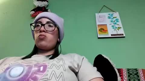 Snapshot of lucianacapisce chatting on 02/18/25, 07:09 Dani 3 online show from 02/18/25, 07:09