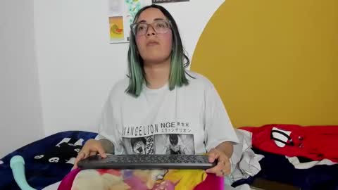 Snapshot of lucianacapisce chatting on 11/11/25, 10:54 Dani 3 online show from 11/11/25, 10:54