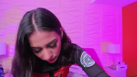    online show from 02/11/25, 04:55