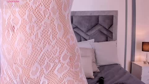 Snapshot of lucianacohelo chatting on 09/10/25, 01:22 online show from 09/10/25, 01:22