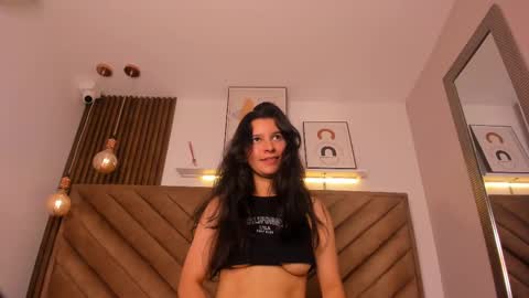 Snapshot of lucianasmith_ chatting on 02/22/25, 03:36 Luci online show from 02/22/25, 03:36