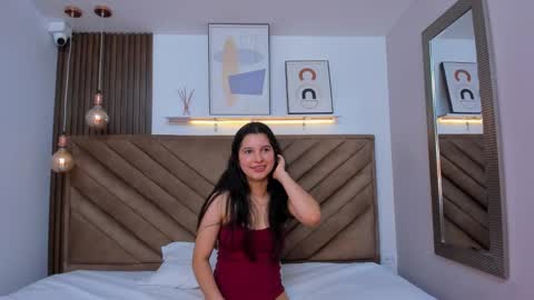 Snapshot of lucianasmith_ chatting on 02/28/25, 09:01 Luci online show from 02/28/25, 09:01