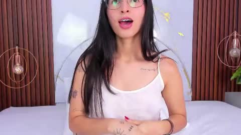 Snapshot of lucianasmith_ chatting on 06/16/26, 07:49 Luci online show from 06/16/26, 07:49