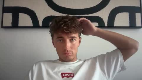 Lucian online show from 10/10/25, 12:15