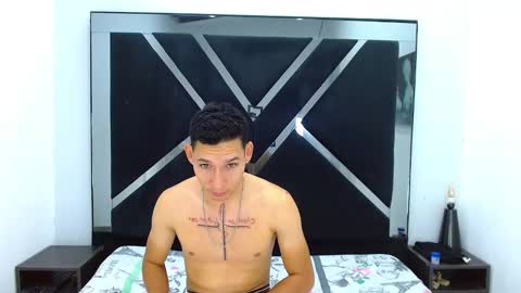 Snapshot of luciano_alturis chatting on 12/01/25, 07:19 MAXXX online show from 12/01/25, 07:19