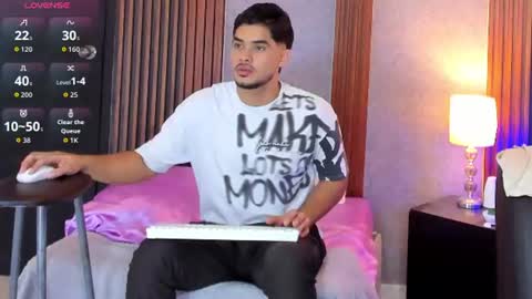 Snapshot of luciano_vitale_ chatting on 06/29/26, 12:38 Luciano online show from 06/29/26, 12:38