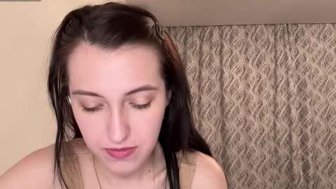 Snapshot of lucibeveridge chatting on 12/03/25, 06:28 Mary online show from 12/03/25, 06:28