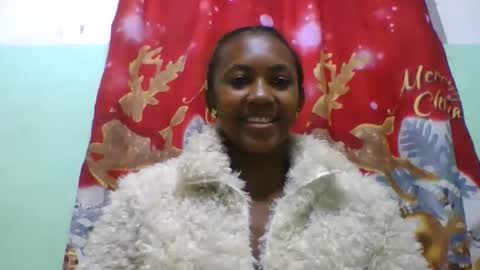 Snapshot of lucie196645 chatting on 06/10/26, 06:23 lucie196645 online show from 06/10/26, 06:23