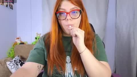 Lucie   online show from 03/03/25, 04:03