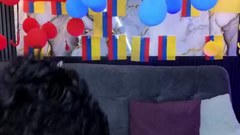 Snapshot of lucie_petite chatting on 07/05/26, 06:26 Lucie - online show from 07/05/26, 06:26