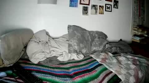 Snapshot of lucieleelark chatting on 02/25/26, 02:59 lucieleelark online show from 02/25/26, 02:59